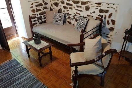 Гостевой дом Traditional House Kassandra'S Эрмиони Экстерьер фото